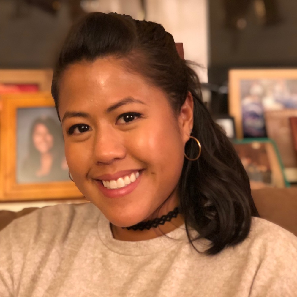 Meet your Posher, Alexis